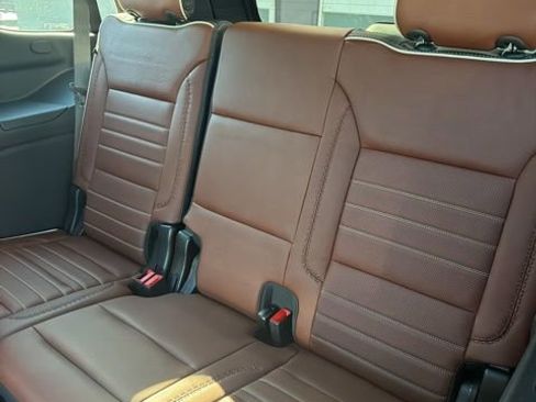 Certified 2024 GMC Yukon Denali Ultimate AWD/4WD image 45
