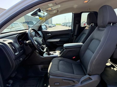 Used 2021 Chevrolet Colorado LT w/ Fleet Safety Package RWD image 5