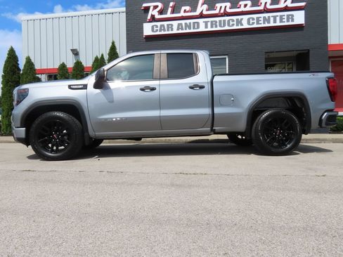 Used 2023 GMC Sierra 1500 Pro w/ Graphite Edition AWD/4WD image 9