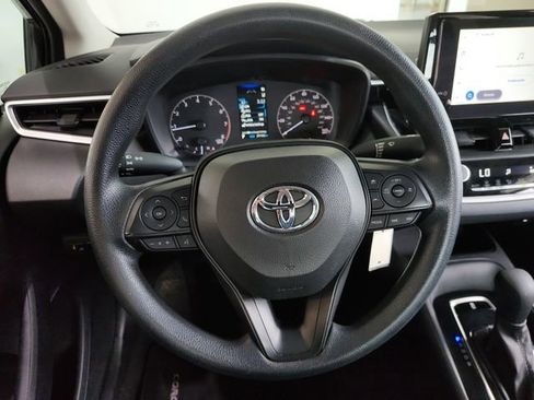 Used 2023 Toyota Corolla LE FWD image 9
