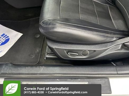 Used 2016 Ford Mustang GT Premium image 29