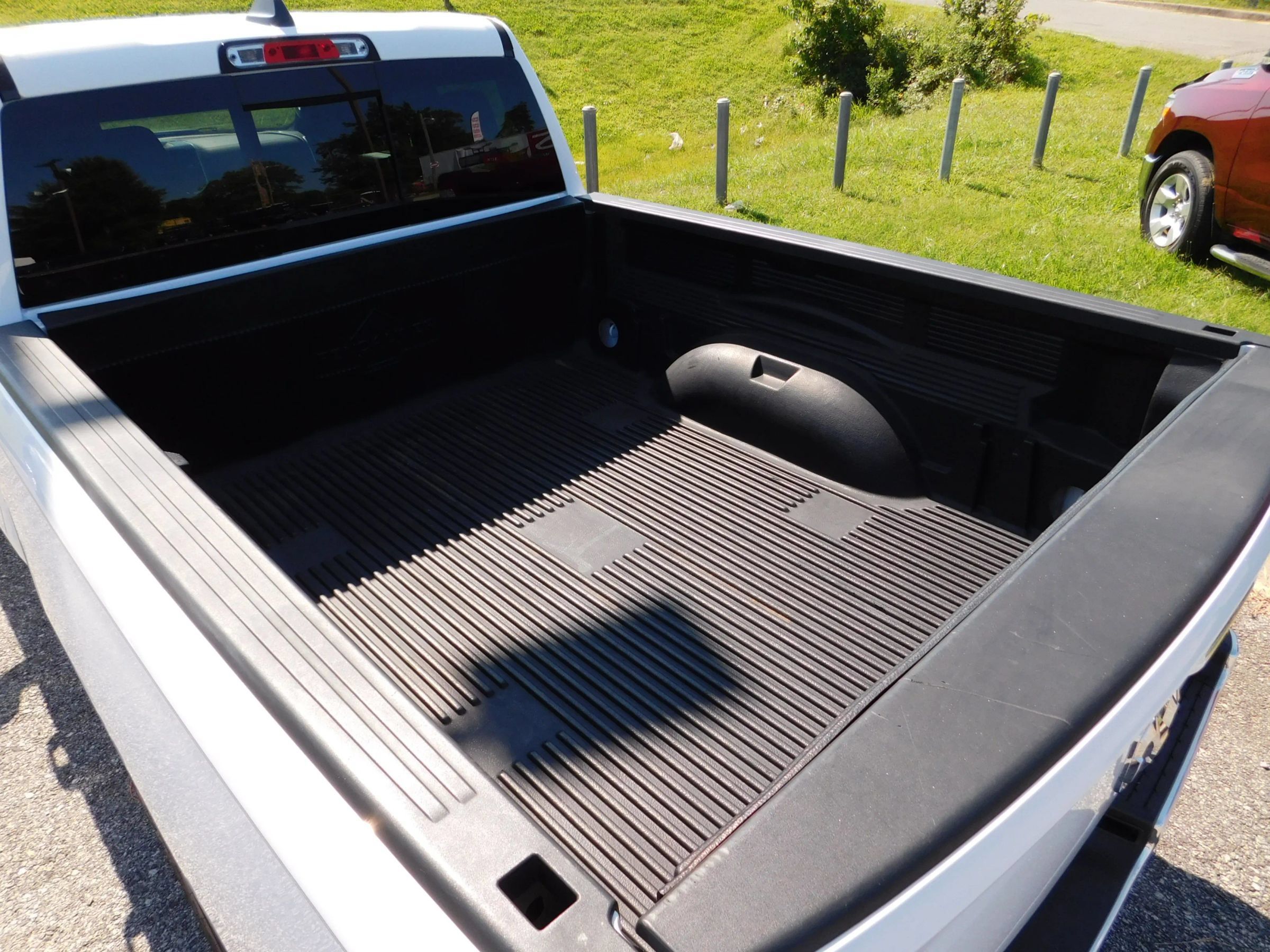 Used 2019 RAM 1500 Big Horn AWD/4WD image 8