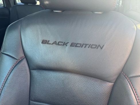 Used 2022 Honda Pilot Black Edition image 10