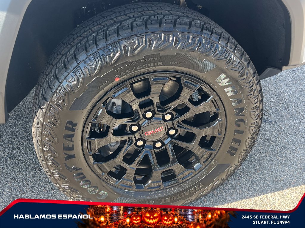 New 2026 GMC Canyon Elevation RWD image 21