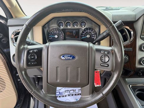 Used 2016 Ford F250 Lariat w/ Chrome Package AWD/4WD image 16