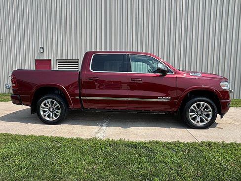 Used 2023 RAM 1500 Limited w/ Body Color Bumper Group AWD/4WD image 7