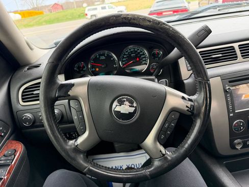 Used 2013 Chevrolet Silverado 2500 LTZ w/ LTZ Plus Package image 16