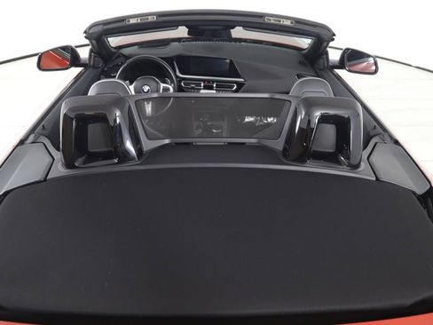 Used 2022 BMW Z4 M40i w/ Premium Package RWD image 31