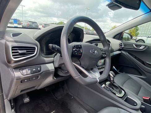 Used 2019 Hyundai Ioniq Limited w/ Ultimate Package 02 FWD image 9