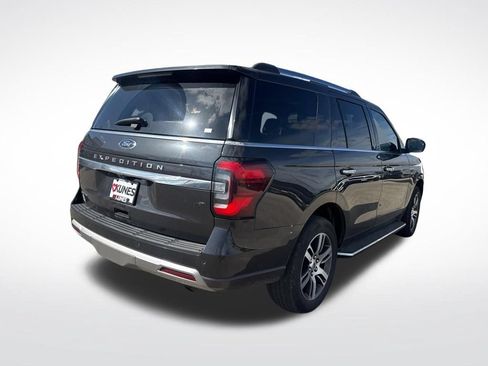 Used 2022 Ford Expedition Limited AWD/4WD image 11