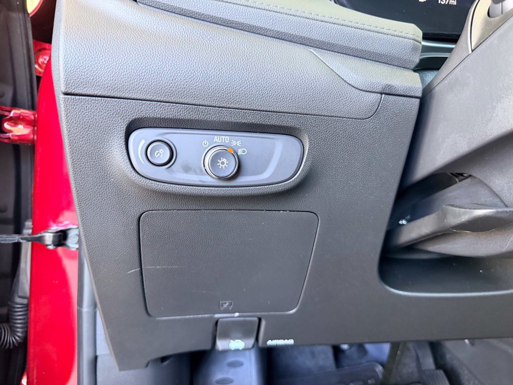 Used 2025 Buick Encore GX Preferred w/ Comfort Package FWD image 19