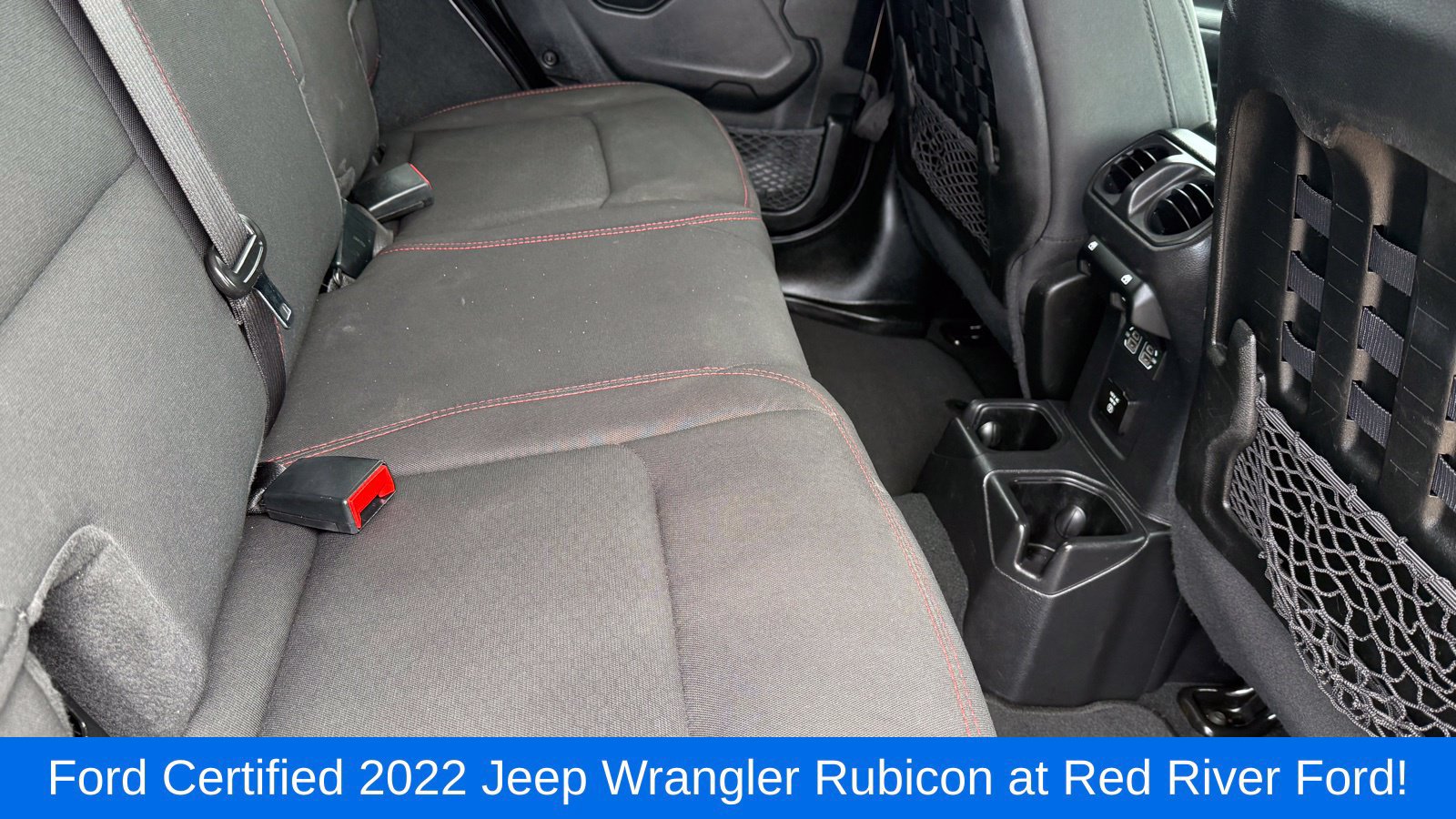 Used 2022 Jeep Wrangler Unlimited Rubicon w/ Cold Weather Group AWD/4WD image 19
