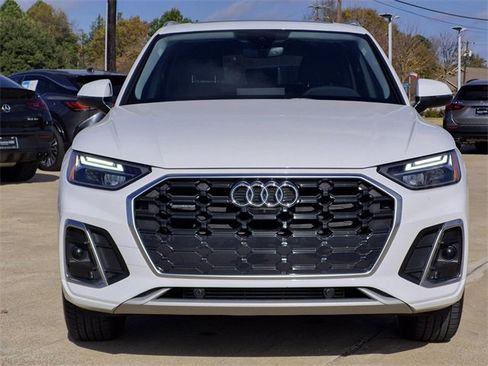 Used 2023 Audi Q5 2.0T Premium Plus w/ Premium Plus Package image 2