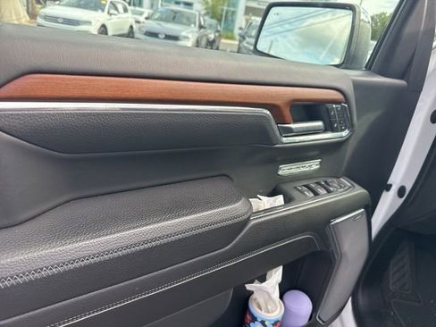 Used 2023 GMC Sierra 1500 Denali image 17