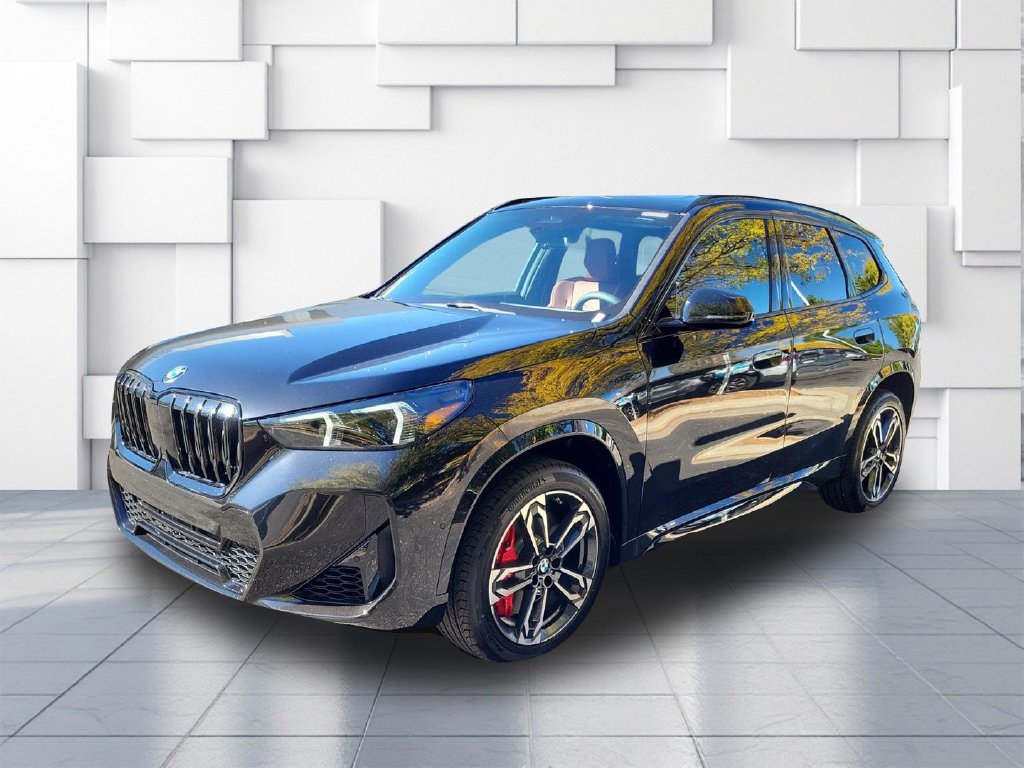 Used 2026 BMW X1 xDrive28i w/ M Sport Package AWD/4WD image 3