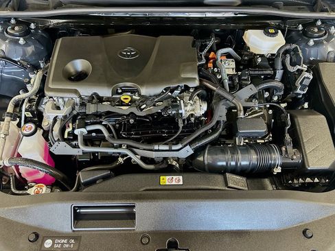 Used 2025 Toyota Camry SE w/ Convenience Package FWD image 27