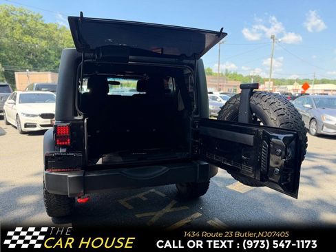 Used 2014 Jeep Wrangler Unlimited Sport w/ Quick Order Package 24S AWD/4WD image 17