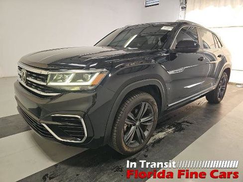 Used 2022 Volkswagen Atlas Cross Sport SEL R-Line AWD/4WD image 2