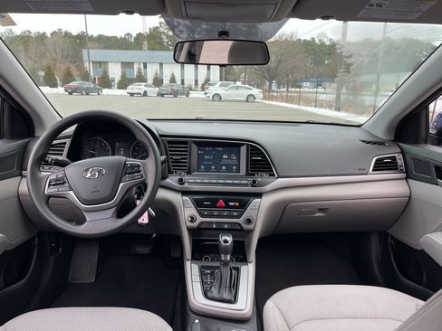 Used 2018 Hyundai Elantra SEL image 8
