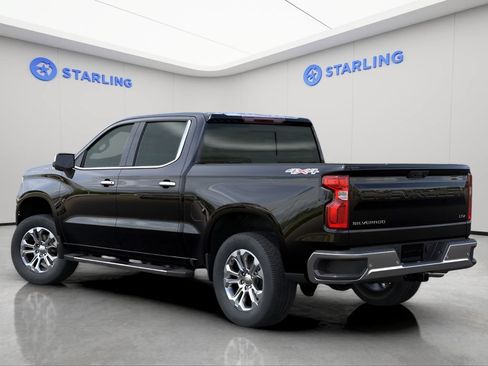Used 2025 Chevrolet Silverado 1500 LTZ w/ LTZ Convenience Package II AWD/4WD image 3