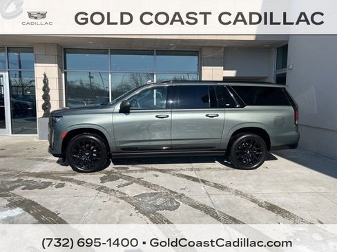 Certified 2024 Cadillac Escalade ESV Sport Platinum w/ LPO, ONYX Package image 2