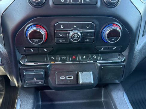 Used 2021 Chevrolet Silverado 1500 LT Trail Boss w/ Bed Protection Package image 24