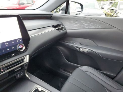 Used 2023 Lexus RX 350 F Sport w/ Accessory Package (Z1) image 19