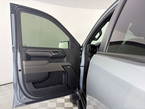 Used 2023 Chevrolet Silverado 1500 ZR2 w/ Technology Package image 10