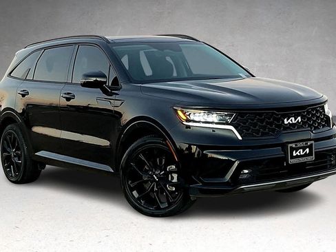 Certified 2023 Kia Sorento SX image 19