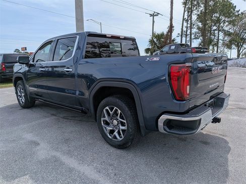 Used 2022 GMC Sierra 1500 SLT w/ SLT Premium Plus Package image 5