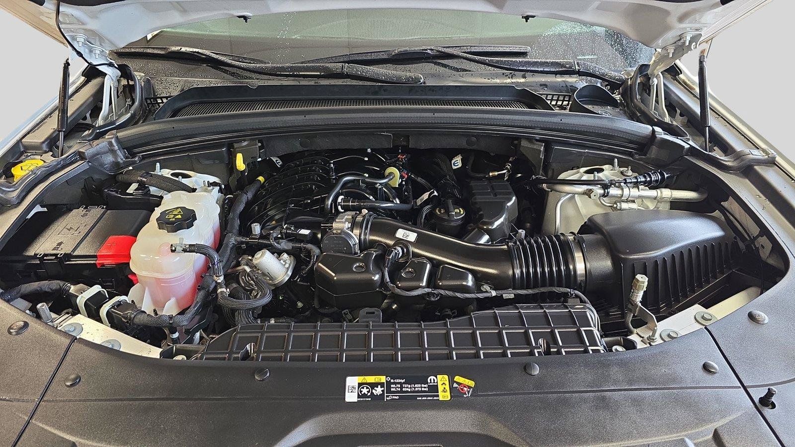 Used 2023 Jeep Grand Cherokee L Laredo AWD/4WD image 27
