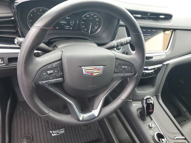 Certified 2024 Cadillac XT6 Luxury w/ LPO, Floor Liner Package AWD/4WD image 14