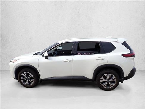 Used 2021 Nissan Rogue SV AWD/4WD image 2