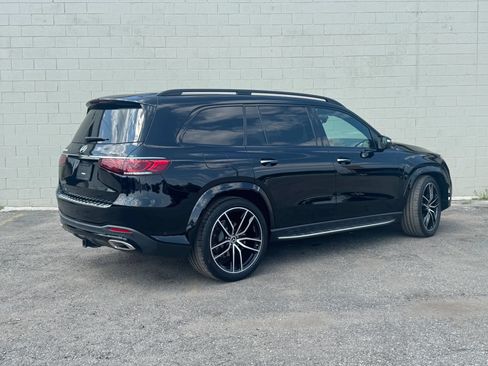 Used 2023 Mercedes-Benz GLS 580 4MATIC image 11