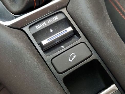 Certified 2025 Honda HR-V Sport image 30