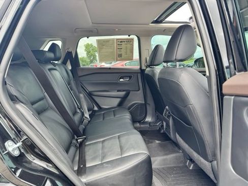 Used 2023 Nissan Rogue SL w/ SL Premium Package AWD/4WD image 32