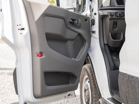 New 2026 Ford Transit 250 Low Roof image 31