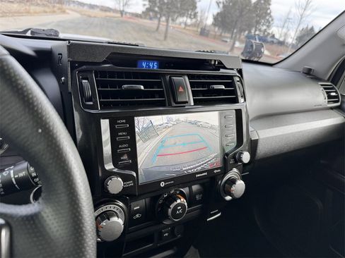 Used 2020 Toyota 4Runner Venture image 21