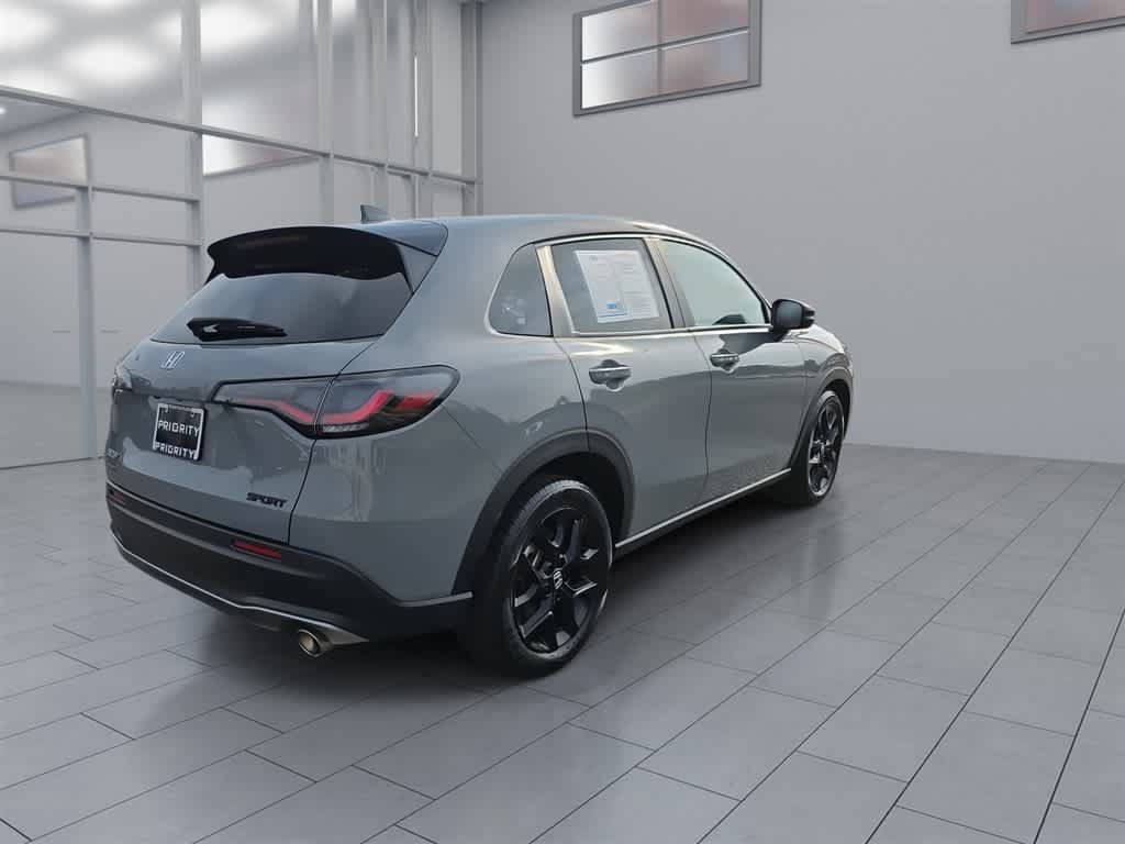 Certified 2025 Honda HR-V Sport image 9