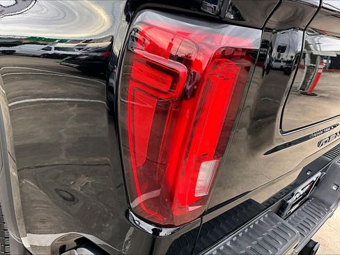 Certified 2023 GMC Sierra 1500 Denali image 28