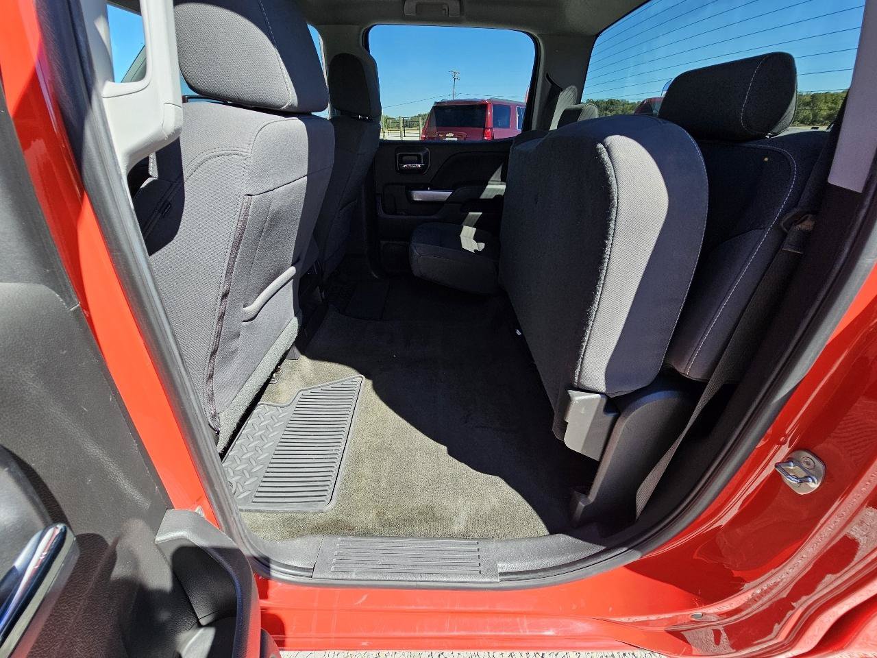 Used 2018 Chevrolet Silverado 1500 LT w/ Texas Edition AWD/4WD image 25