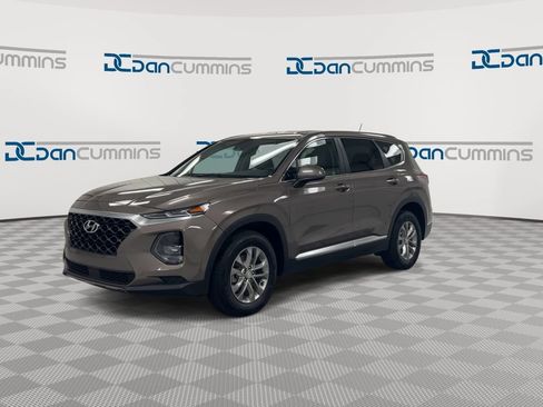 Used 2019 Hyundai Santa Fe SE FWD image 4