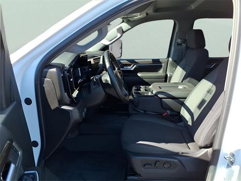 Used 2025 Chevrolet Silverado 3500 LT w/ Convenience Package image 20