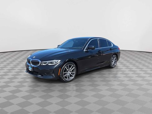 Used 2019 BMW 330i Sedan w/ Convenience Package RWD image 4