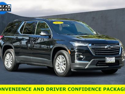 Used 2023 Chevrolet Traverse LT