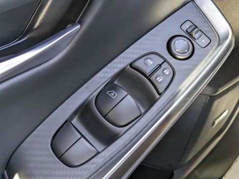 New 2025 Nissan Sentra SR w/ SR Premium Package image 25