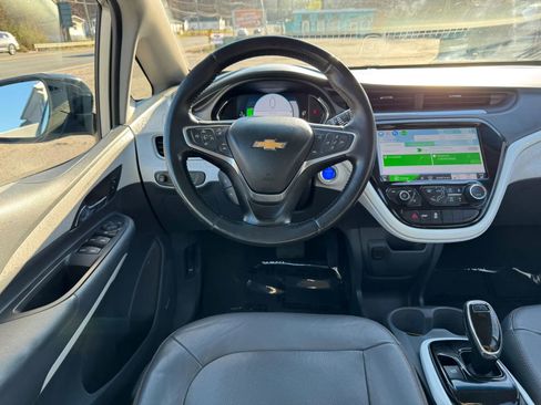 Used 2017 Chevrolet Bolt Premier w/ Driver Confidence II Package image 25