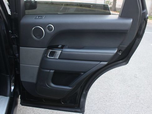 Used 2017 Land Rover Range Rover Sport HSE Dynamic AWD/4WD image 25