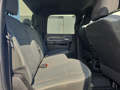 Used 2022 RAM 2500 Big Horn AWD/4WD image 27