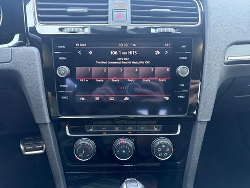 Used 2019 Volkswagen GTI SE FWD image 23